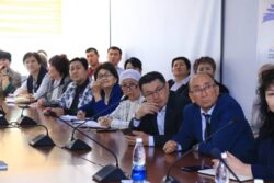 Мугалимдин чеберчилиги: замандан артта калбайлы