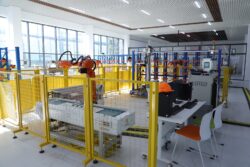 Акылбек Жапаров: «ОшМУ — биздин өлкөнүн сыймыгы»