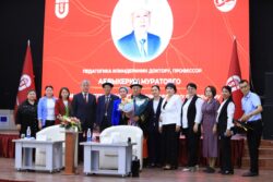 Профессор Абдыкерим Муратов ОшМУнун ардактуу профессору
