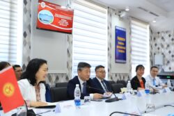 ОшМУ Кытайдын алдыңкы окуу жайы менен кызматташат