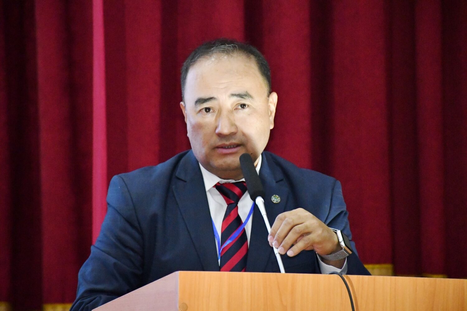 ЭЛ АРАЛЫК ЖАШТАР ФОРУМУ