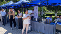 ОшМУда алдыңкы бизнес компаниялардын продукцияларынын көргөзмөсү өтүүдө
