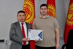 СТУДЕНТТИК ОЛИМПИАДАНЫН ЖЕҢҮҮЧҮЛӨРҮ ЖАНА ОКУТУУЧУЛАР СЫЙЛАНДЫ