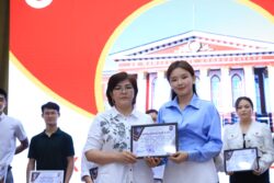 ОшМУнун мыктылары сыйланды