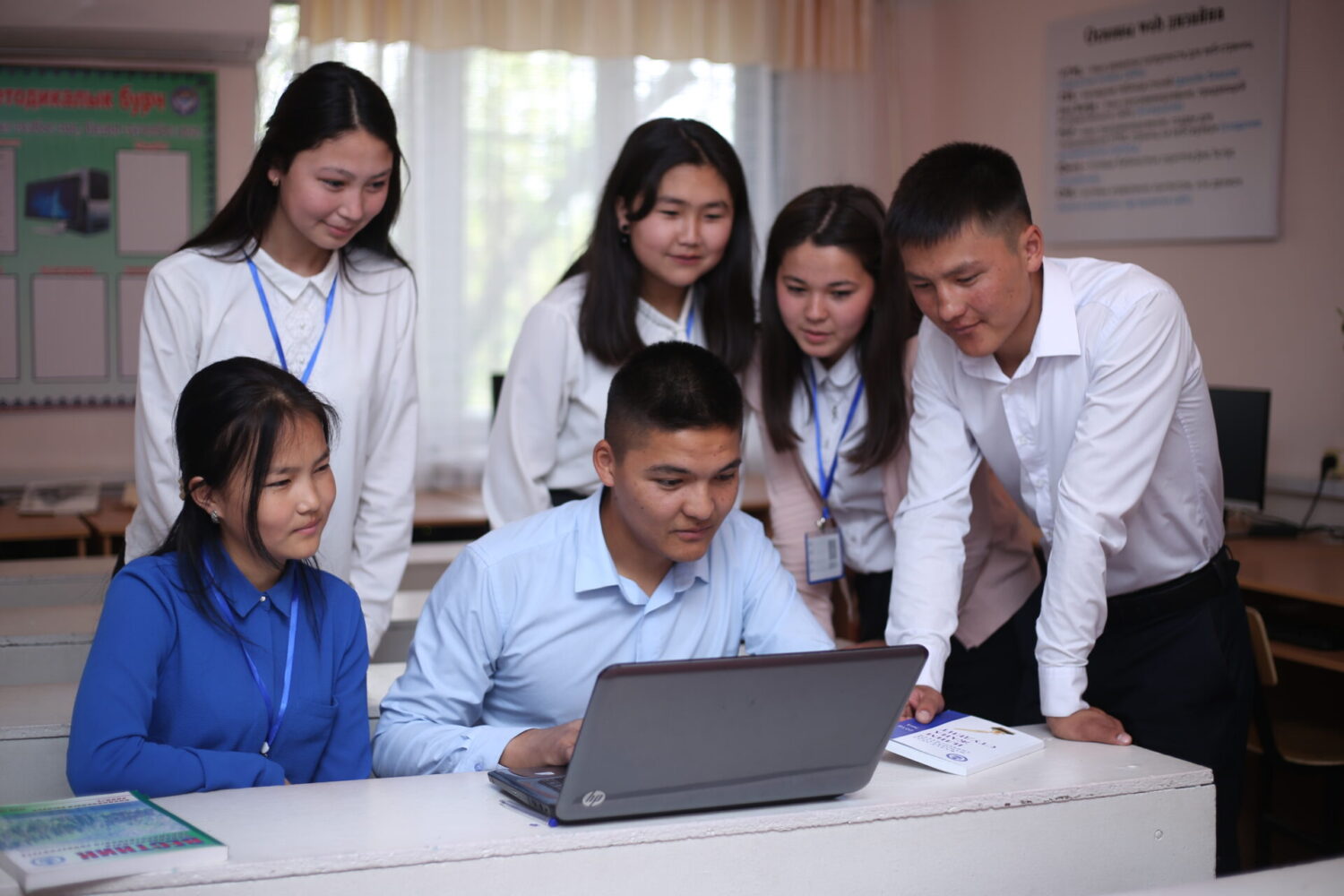 ЖАМУ – ИНТЕЛЛЕКТУАЛДЫК КЕЛЕЧЕККЕ ДАҢГЫР ЖОЛ!