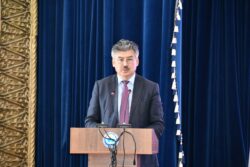 АЛА КАЧУУ – АРСЫЗДАРДЫН ИШИ