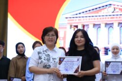 ОшМУнун мыктылары сыйланды