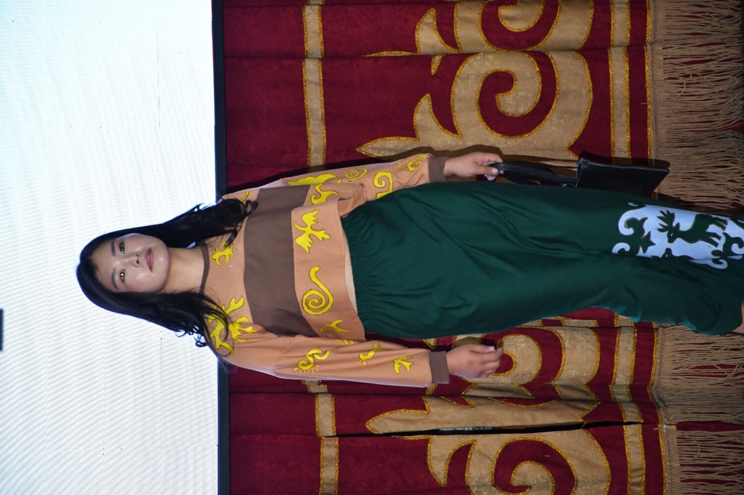 “УЛУТТАР БИРИМДИГИ“ КОЛЛЕКЦИЯСЫНЫН КӨРГӨЗМӨСҮ