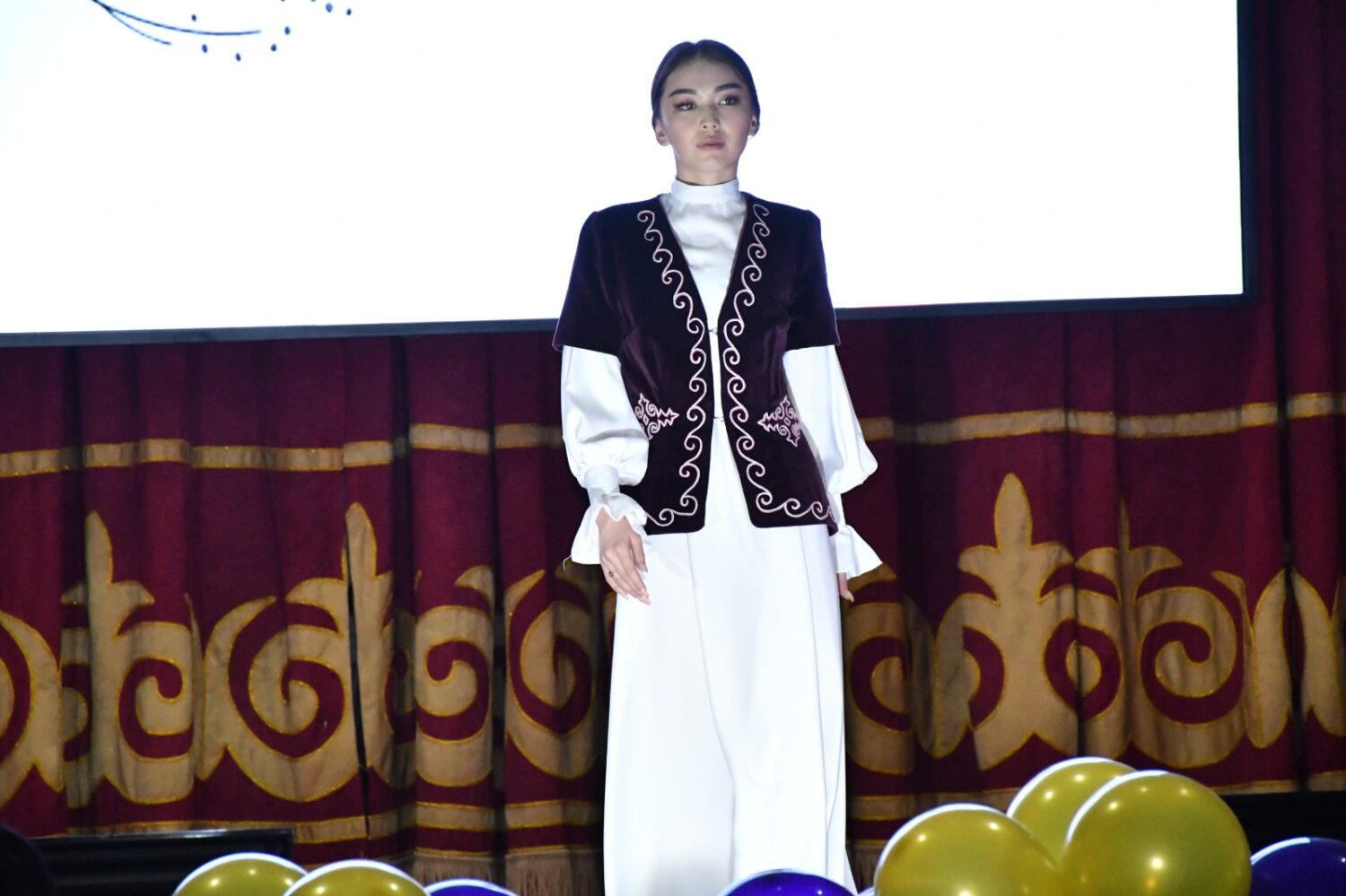 “УЛУТТАР БИРИМДИГИ“ КОЛЛЕКЦИЯСЫНЫН КӨРГӨЗМӨСҮ