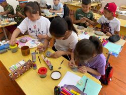 ЭС АЛУУ МЕНЕН БИЛИМДИ АЙКАЛЫШТЫРУУЧУ ЛАГЕРЬ