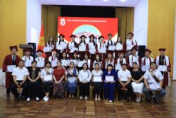 ОшМУнун мыктылары сыйланды