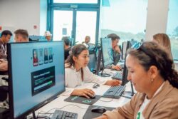 ОШТУНУН ОКУТУУЧУЛАРЫ РФДА КЕСИПТИК ЧЕБЕРЧИЛИГИН ЖОГОРУЛАТТЫ