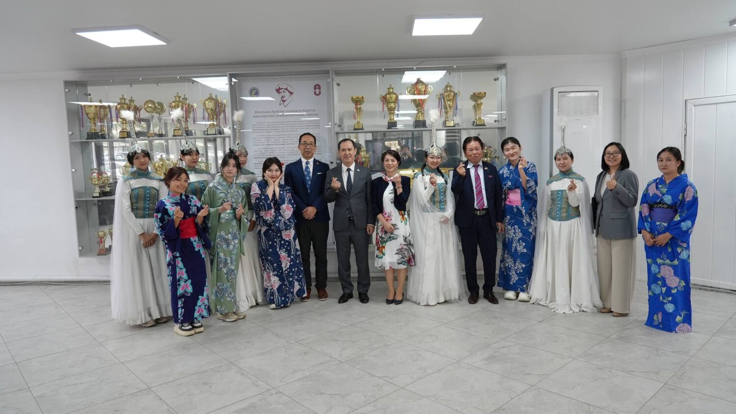 КМУ Жапония менен кызматташтыгын кеңейтүүдө