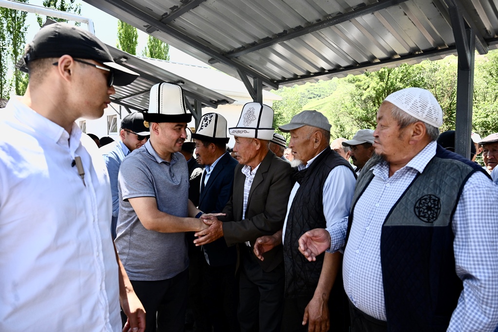 Кең-Жылга айылына жаңы мектеп курулат