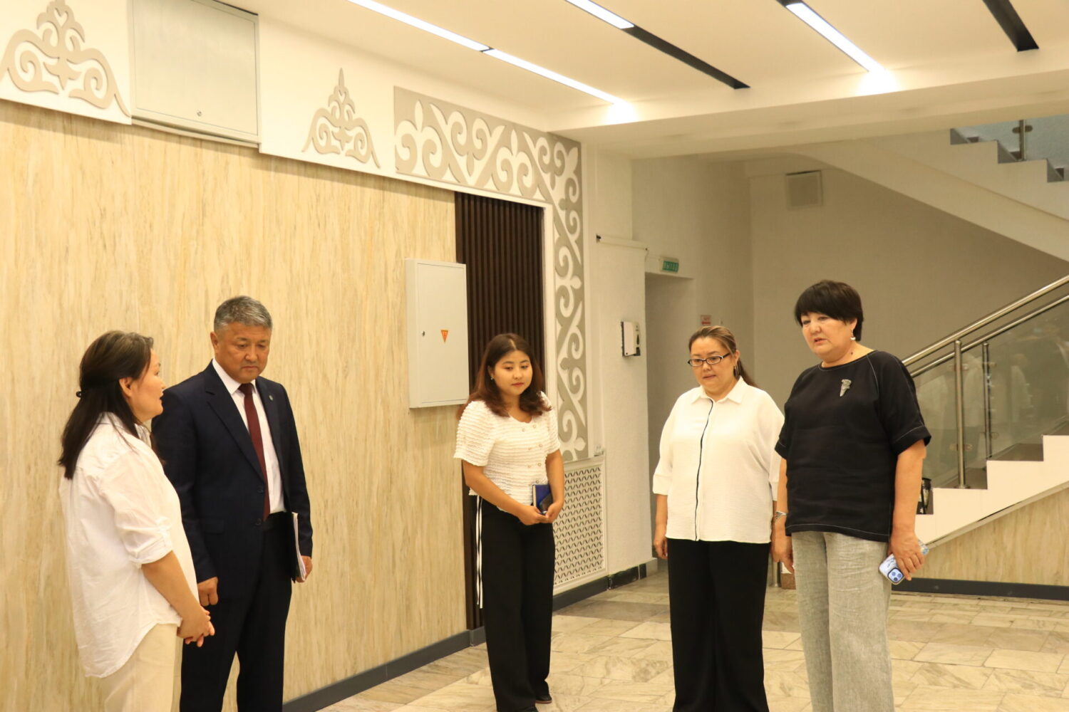 Кыргызстандык окуучулар робототехника боюнча эл аралык сынакка катышат