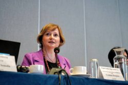 9 миңден ашык мугалим билимин жогорулатты