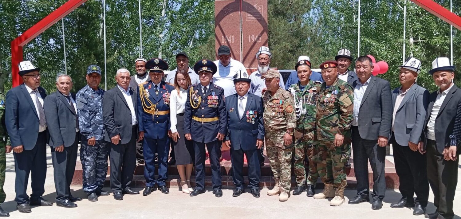 ЖАЙЛООБАЙ ЭШАНКУЛОВ: «АСКЕРГЕ ДАЯРДЫКТЫ МЕКТЕПТЕРДЕН БАШТАШ КЕРЕК»