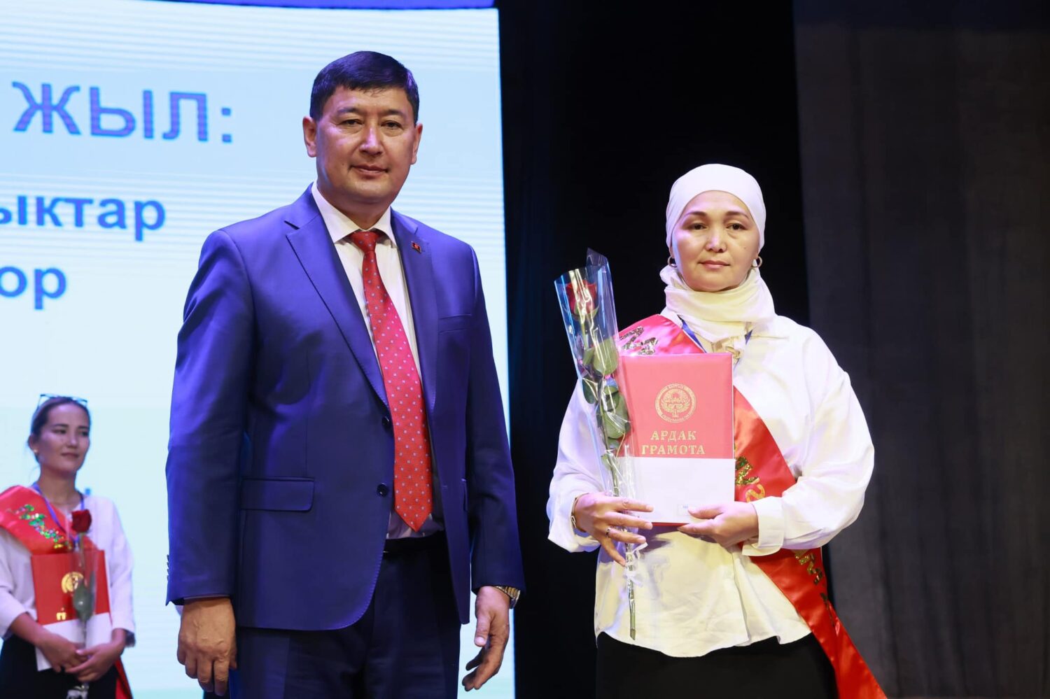 ОШ ОБЛУСУНДАГЫ БИЛИМ БЕРҮҮ КЫЗМАТКЕРЛЕРИНИН АВГУСТ КЕҢЕШМЕСИ