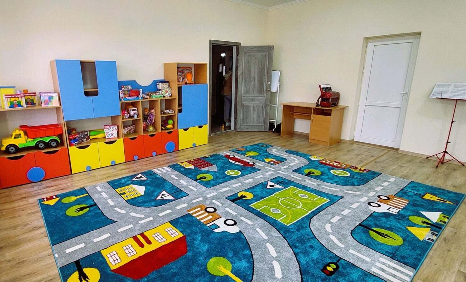 274 КЫСКА МӨӨНӨТТҮҮ БАЛА БАКЧА ЖАҢЫРТЫЛДЫ