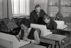 ИНЖЕНЕРДИК-ТЕХНИКАЛЫК БИЛИМ БЕРҮҮНҮН ФЛАГМАНЫ 70 ЖАШТА