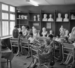 ИНЖЕНЕРДИК-ТЕХНИКАЛЫК БИЛИМ БЕРҮҮНҮН ФЛАГМАНЫ 70 ЖАШТА