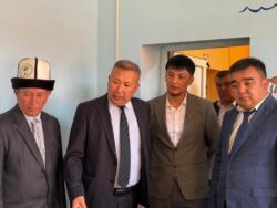 БатМУнун 100 ОРУНДУУ БАЛА БАКЧАСЫ