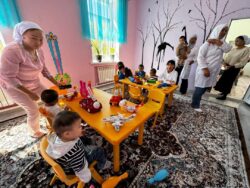 БатМУнун 100 ОРУНДУУ БАЛА БАКЧАСЫ