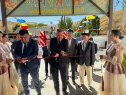 БатМУнун 100 ОРУНДУУ БАЛА БАКЧАСЫ