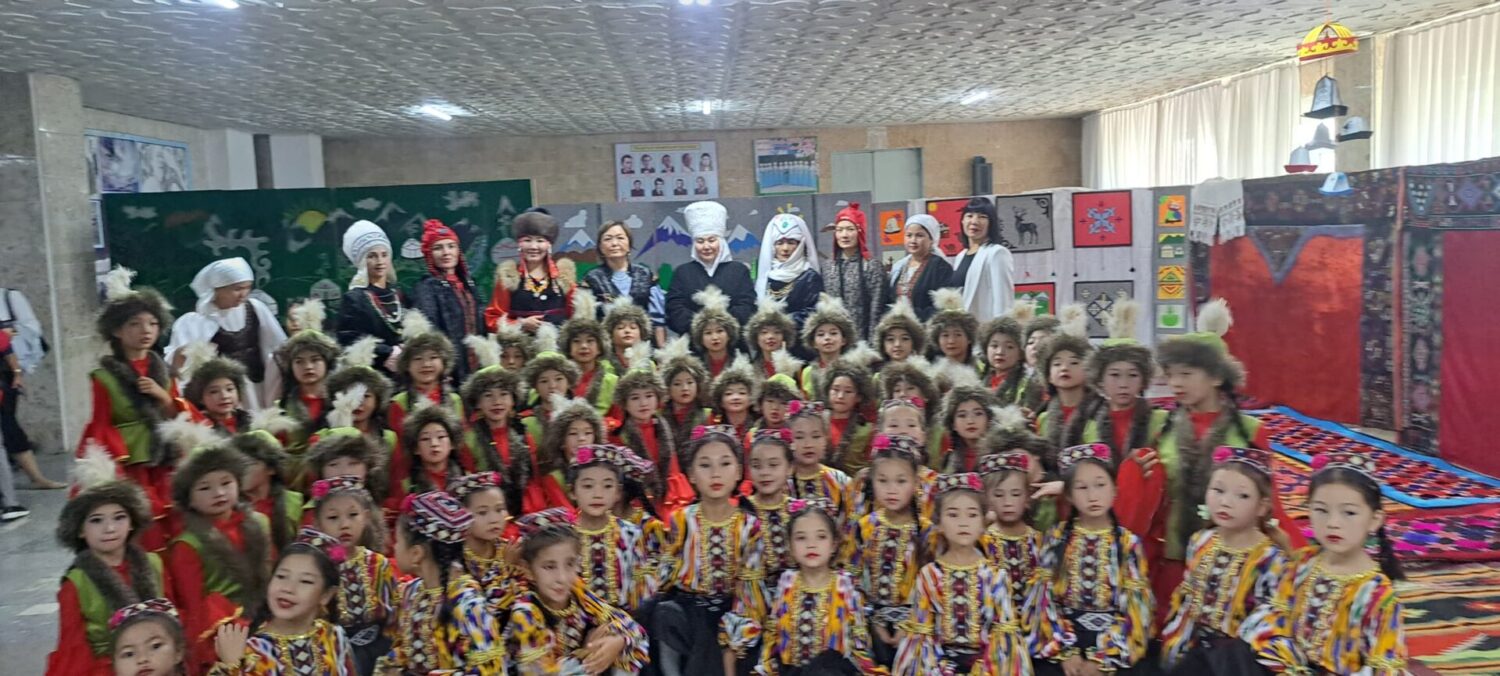 Улуттук нарк — мекенчилдикти, атуулдукту тарбиялоонун булагы