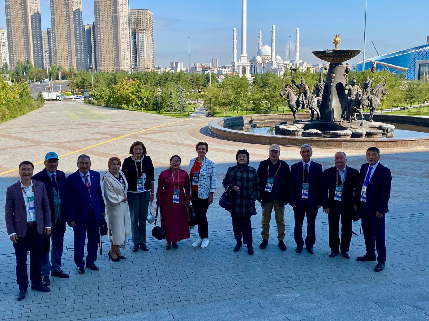 КӨЧМӨНДӨР МУРАСЫ ОКУМУШТУУЛАРДЫН КӨЗҮ МЕНЕН