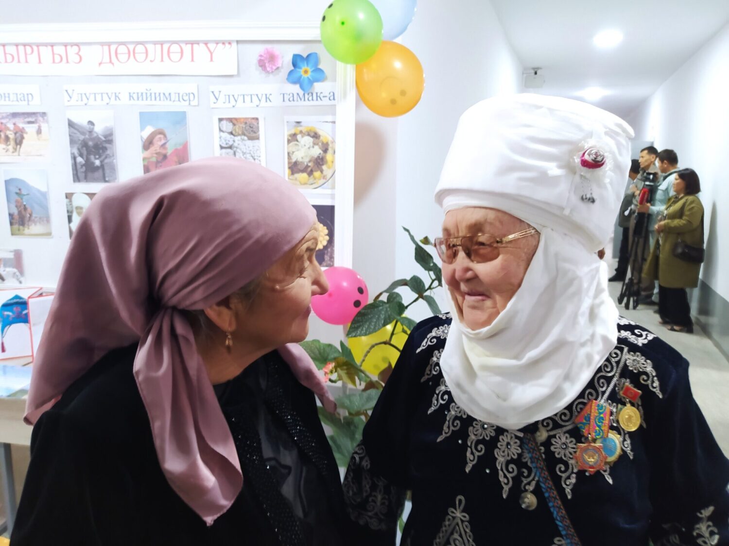 САДОВОЕ АЙЫЛЫНДАГЫ САЛТАНАТ