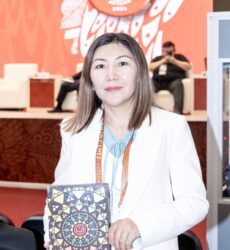 КӨЧМӨНДӨР МУРАСЫ ОКУМУШТУУЛАРДЫН КӨЗҮ МЕНЕН