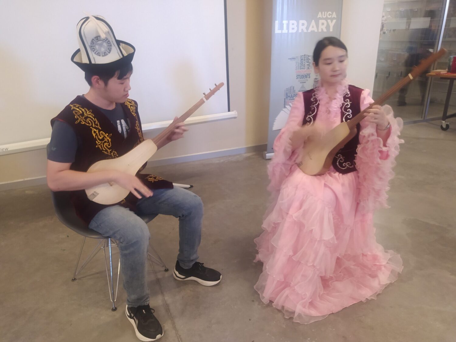 ЭНЕ ТИЛГЕ ЭСЕПСИЗ САЛЫМ