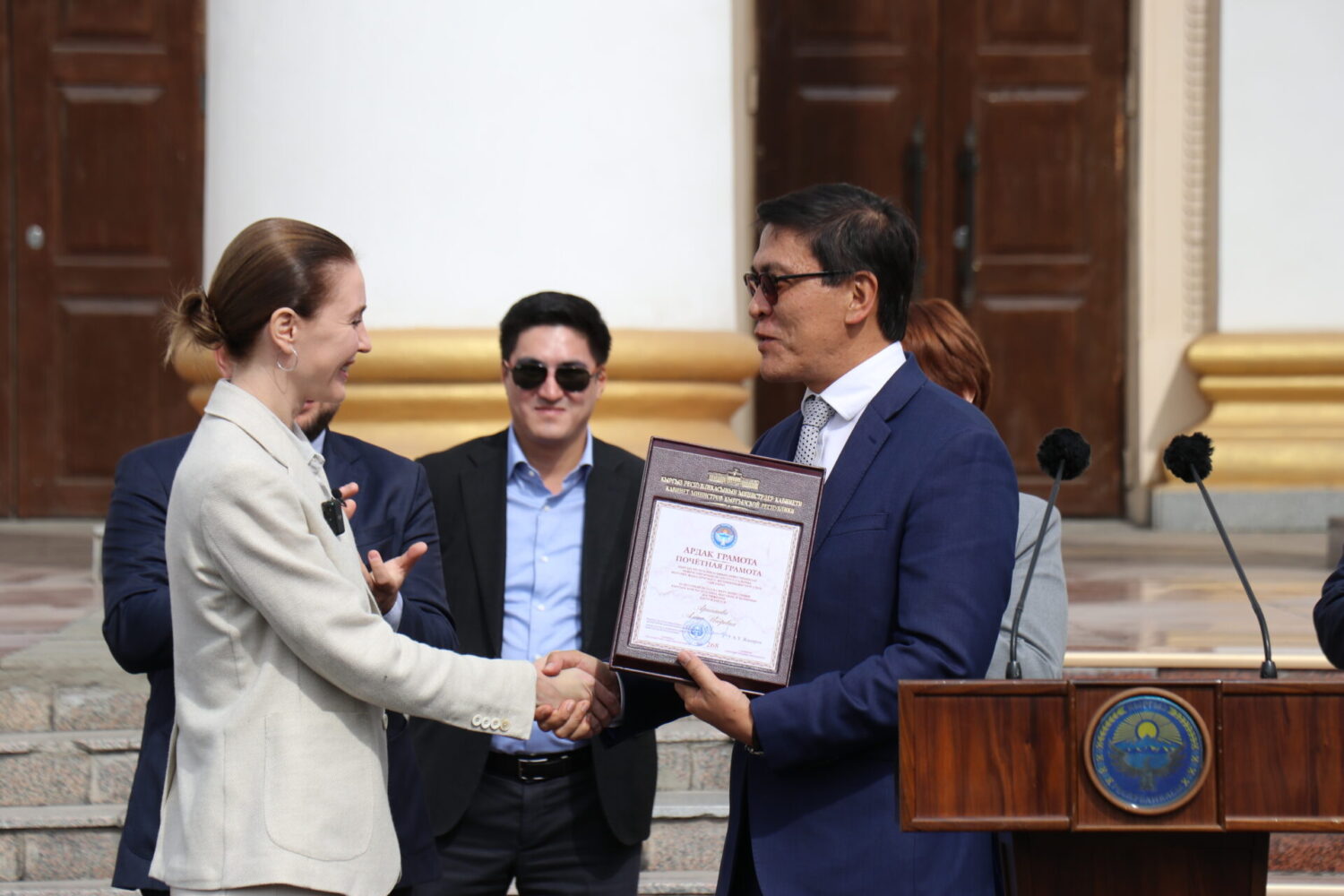 Кызматташуу: мектептерге дагы 50 автобус