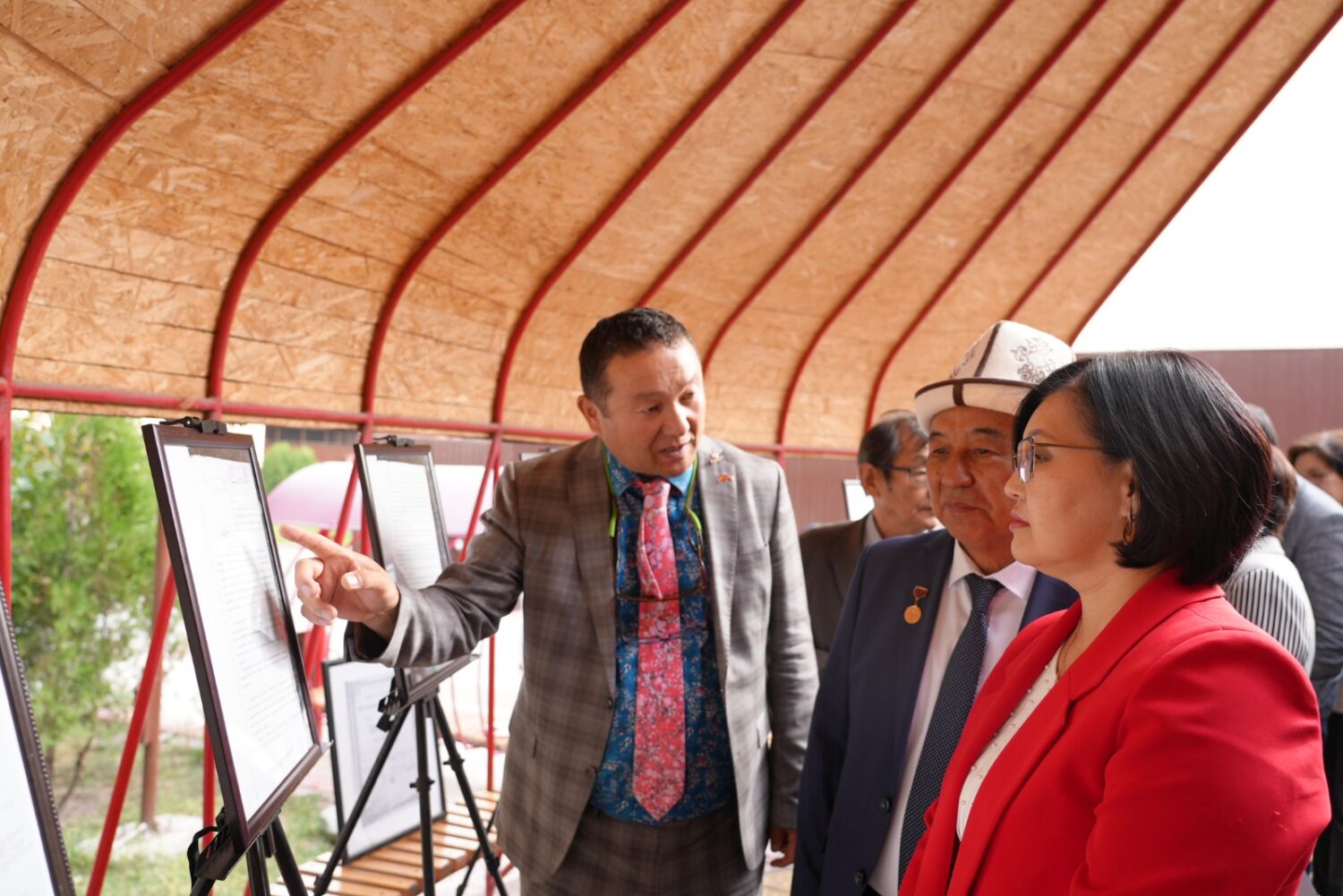 КМУда эл аралык конференция өтүүдө