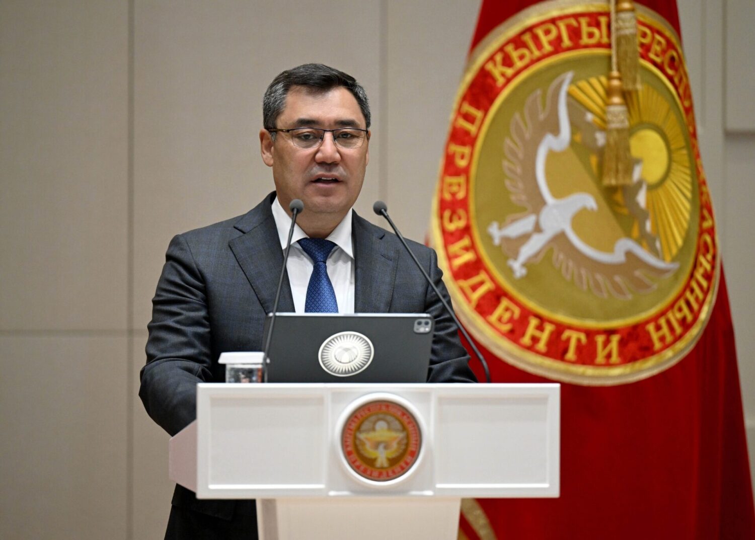 Президент олимпиаданын жеңүүчүлөрүн куттуктады