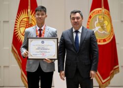 Президент олимпиаданын жеңүүчүлөрүн куттуктады