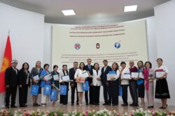 ОшМУнун окутуучусу алдыда