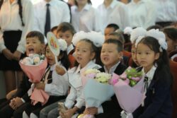 Бишкектеги №26 мектепте сабактар үзгүлтүк болгон жок, мугалим жетиштүү