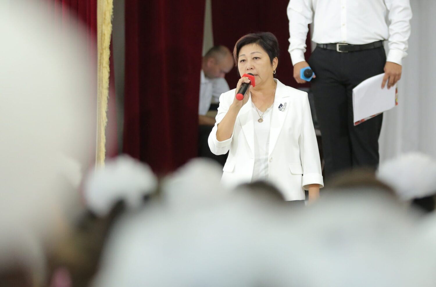 Бишкектеги №26 мектепте сабактар үзгүлтүк болгон жок, мугалим жетиштүү