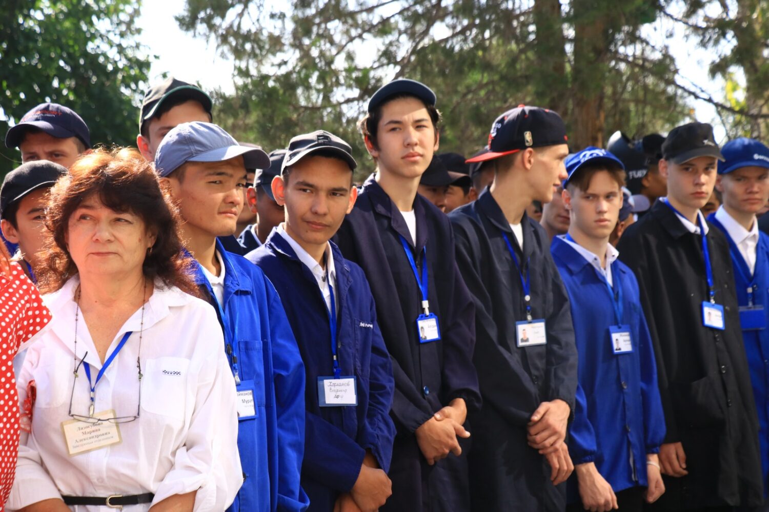 Окуу имараттары ондолуп жаңырган он тогуз окуу жай