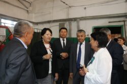 Окуу имараттары ондолуп жаңырган он тогуз окуу жай