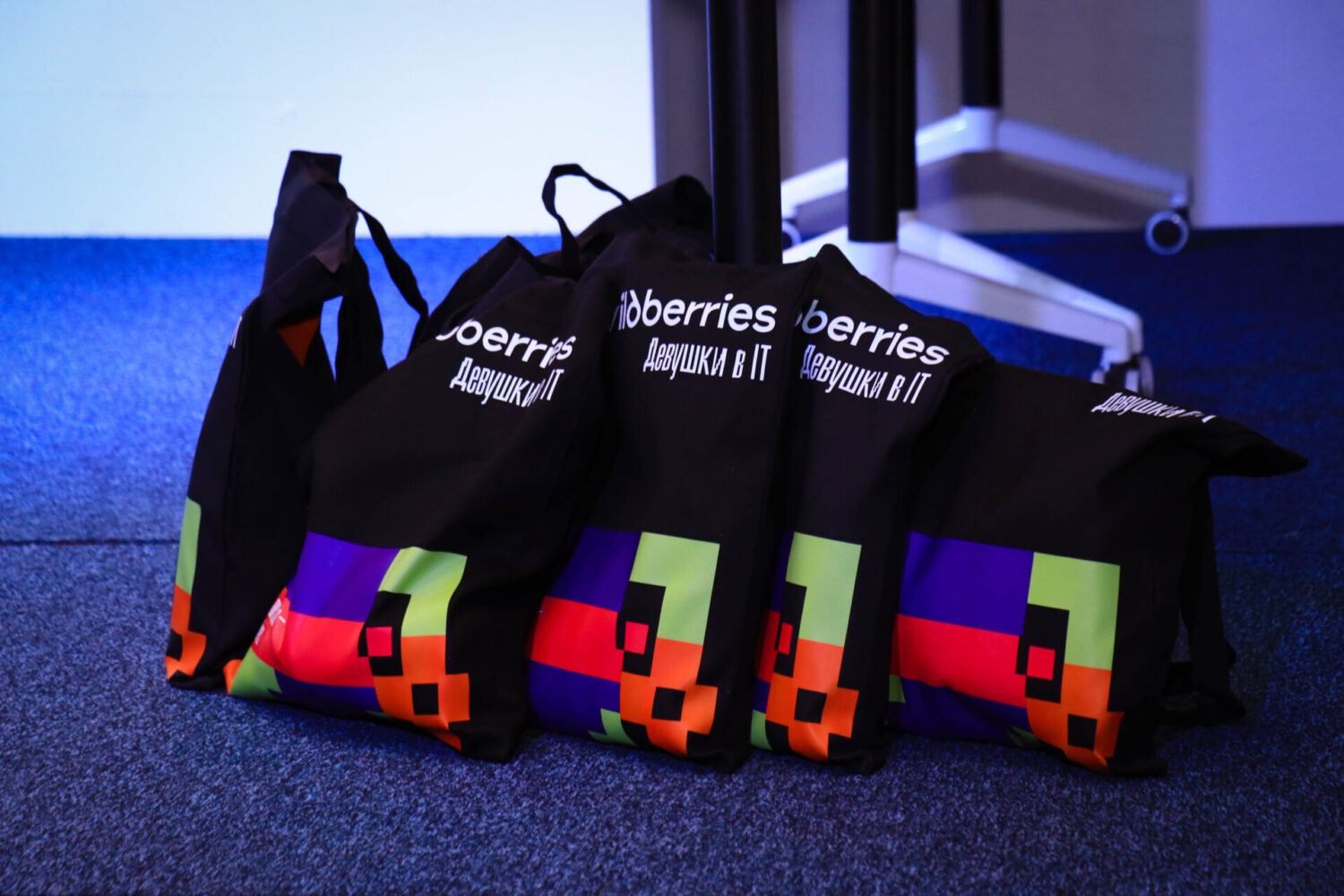 Wildberries 30 кызды окутту