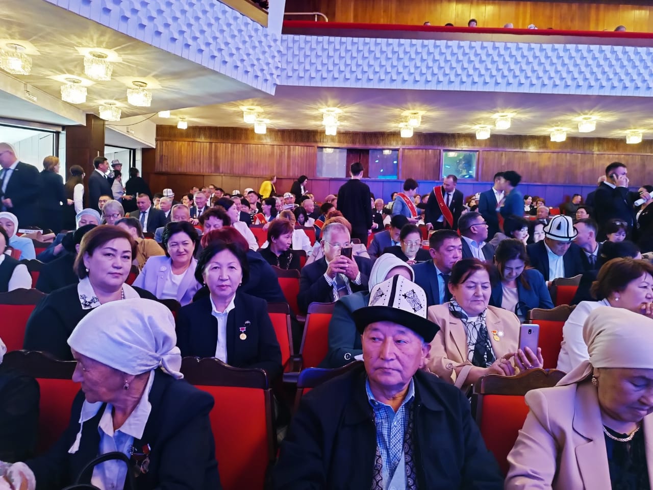 МААРАКЕЛИК САЛТАНАТТА — БИЗДИН АКТИВДҮҮ АВТОРЛОР