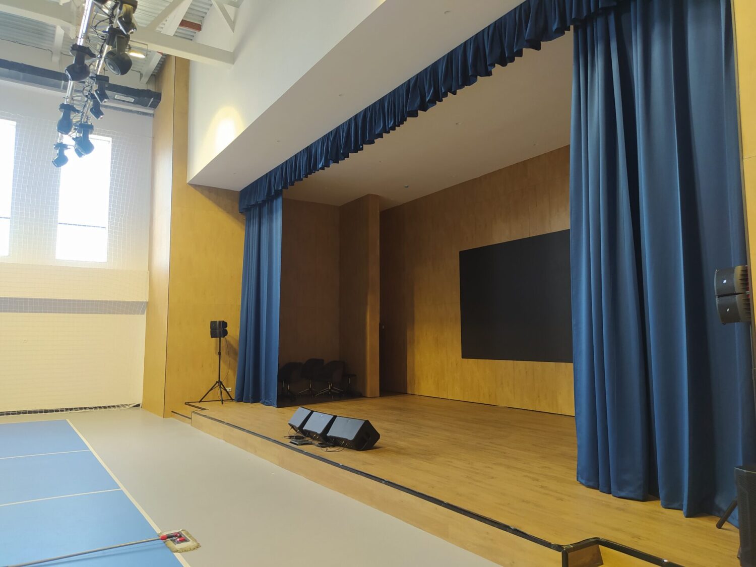 АСТАНА САПАРЫ: КӨРГӨНҮМ КӨЗДҮ КУБАНТТЫ