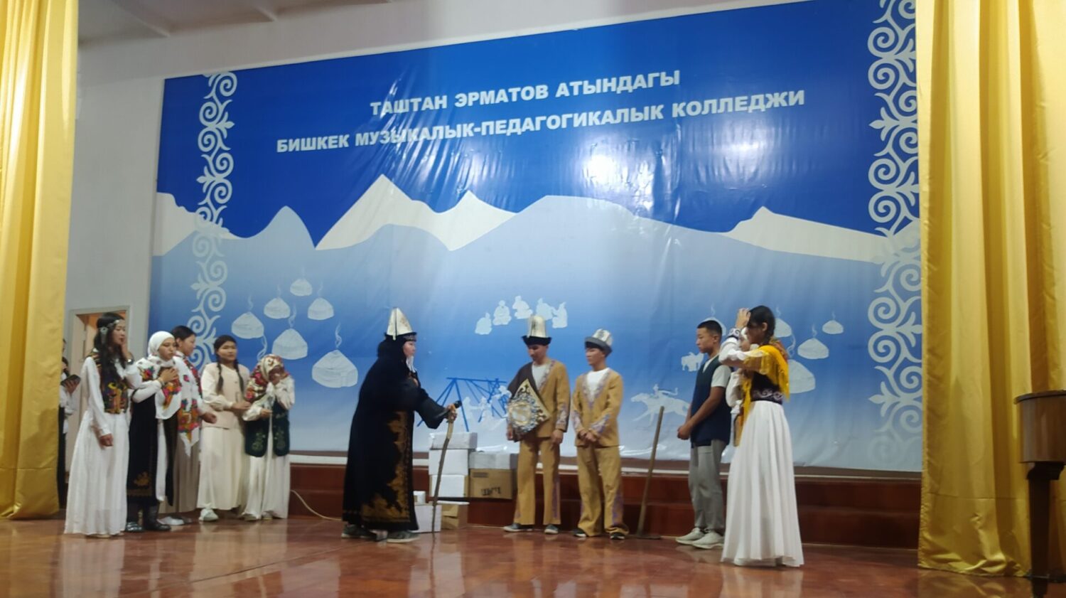 «БҮГҮН БИЗГЕ ЖООМАРТ КЕРЕК!»