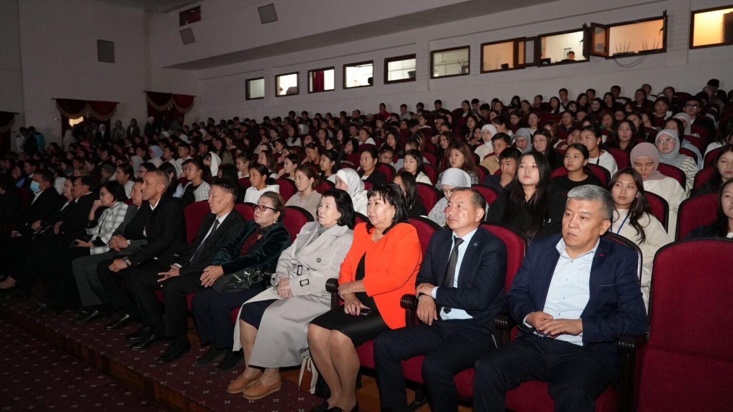 КМУда мугалимдер күнүнө карата иш-чара өткөрүлдү