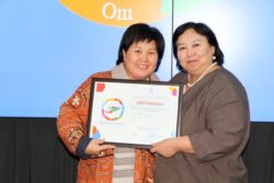 “40 РАЙОНДОН 40 ДЕМИЛГЕ” ДОЛБООРУНУН ЖЕҢҮҮЧҮЛӨРҮ