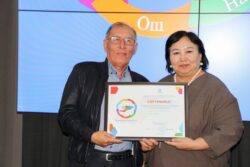 “40 РАЙОНДОН 40 ДЕМИЛГЕ” ДОЛБООРУНУН ЖЕҢҮҮЧҮЛӨРҮ