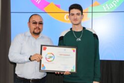 “40 РАЙОНДОН 40 ДЕМИЛГЕ” ДОЛБООРУНУН ЖЕҢҮҮЧҮЛӨРҮ